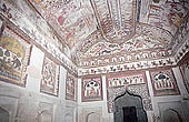 Orchha - Raj mahal 